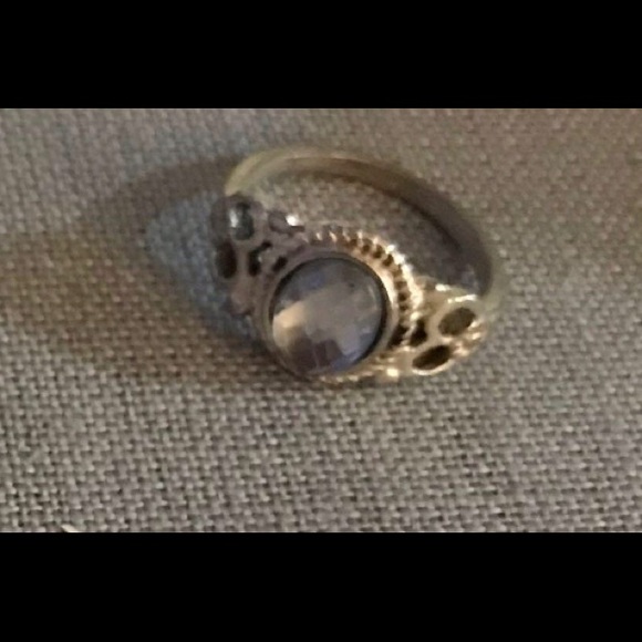 Vintage Sterling Silver Ring W/ Purple Stone - Picture 2 of 2